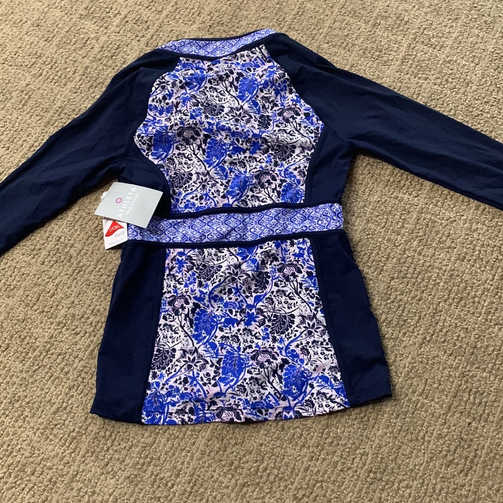Athleta floral pattern stretch top - Picture 5 of 6